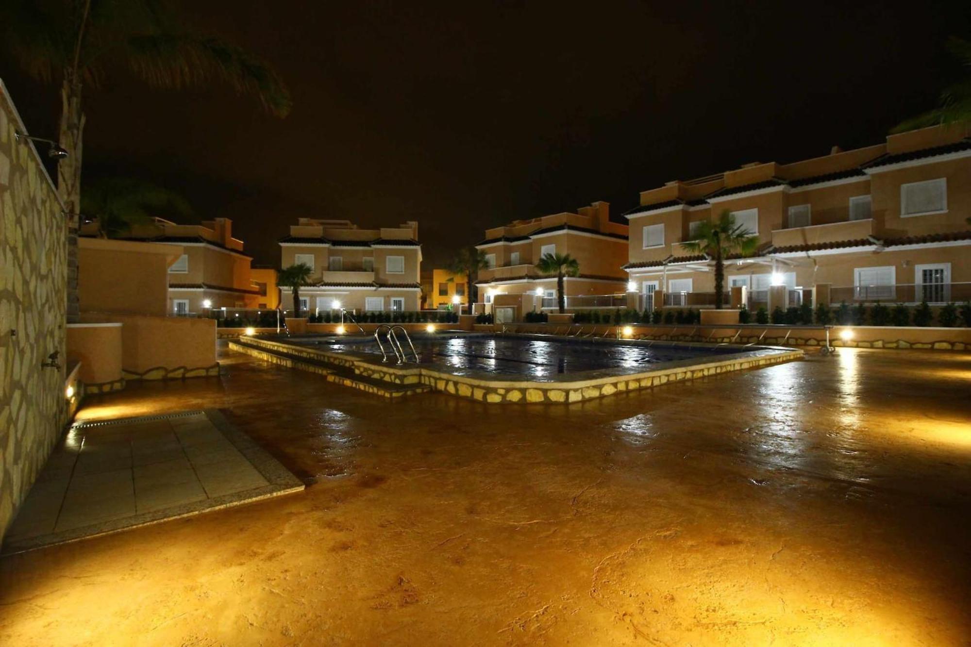 Duplex Campoamor Heated Pool מראה חיצוני תמונה